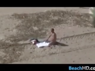 Шпионаж на полово възбуден хора при на плаж