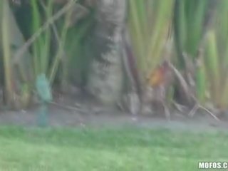 Fascinating malaking suso ginintuan ang buhok bata babae binubutasan pov estilo
