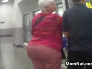Big garry götlüje spied on at the store