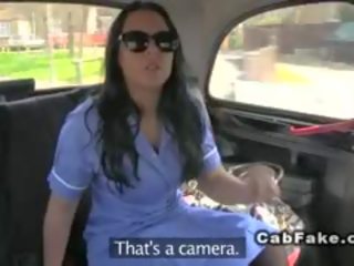 Uly emjekli uk şepagat uýasy banged in a cab