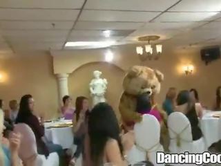 Dancingcock голям петър рожден ден