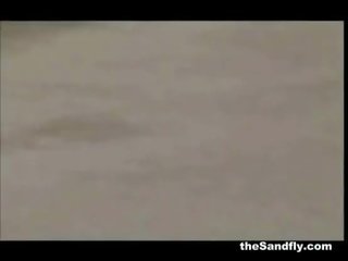 Thesandfly glorious jemagat öňünde pläž sexhibitionists!