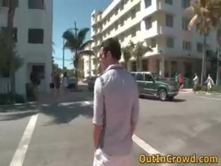 Verlockend homosexuelle youths lutschen und ficken auf die roof 2 von outincrowd
