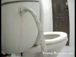 Voyeur-russian tualet 110526