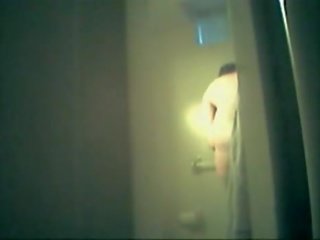 Gros seins lassie peeped immediately thereafter bain