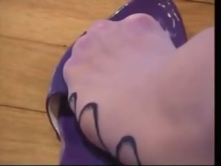 Feet of Italian Bitch, Free Italian New adult clip 4a