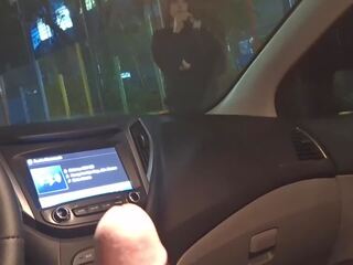 Asking các damsel vì tin tức trên các đường phố tôi mất của tôi đâm ngoài và masturbated