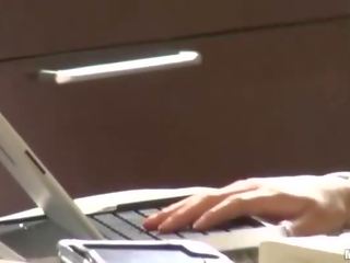辛い stripling 提供しています a パワー ツール
