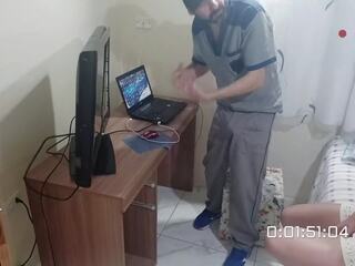 Nhãn hiệu mới alone tại quê hương nhận các tarado maintainer